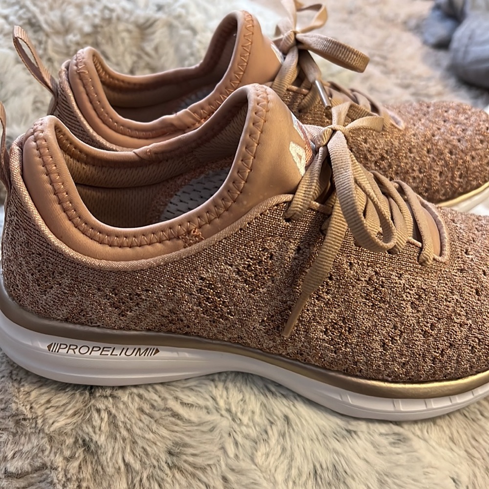 APL Athletic Propulsion Labs Techloom Phantom Sneakers - Picture 2 of 8